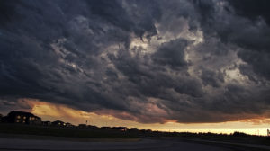 OSTRZEŻENIE METEOROLOGICZNE – BURZE Z GRADEM