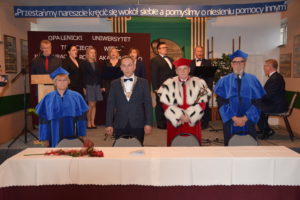 INAUGURACJA ROKU AKADEMICKIEGO NA OPALENICKIM UNIWERSYTECIE TRZECIEGO WIEKU