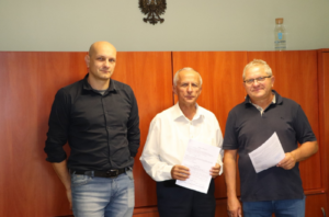 UMOWA NA WYMIANĘ KANALIZACJI DESZCZOWEJ NA OSIEDLU CENTRUM PODPISANA