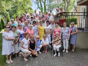 Seniorzy nad polskim morzem