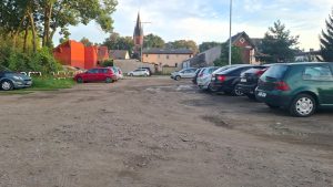 Prace remontowe na parkingu naprzeciwko Dworca PKP